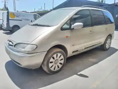 Veículo de Sucata ford galaxy (vx) core glx do ano 2001 alimentado ahu