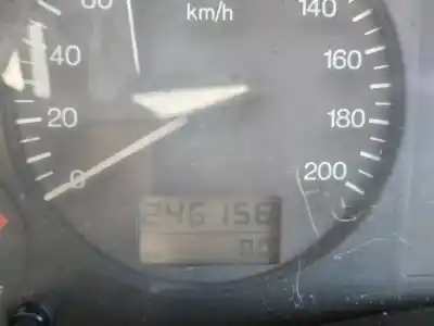 Veículo de Sucata ford galaxy (vx) core glx do ano 2001 alimentado ahu