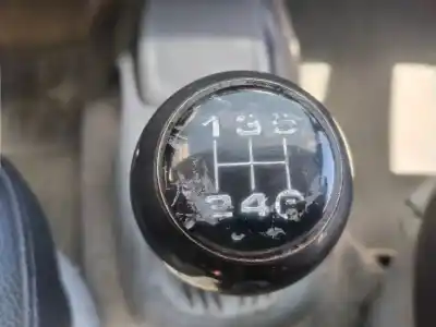 Veículo de Sucata ford galaxy (vx) core glx do ano 2001 alimentado ahu