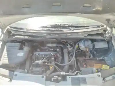 Veículo de Sucata ford galaxy (vx) core glx do ano 2001 alimentado ahu