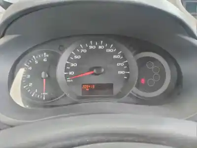 Veículo de Sucata renault kangoo furgón confort do ano 2011 alimentado k9ka8