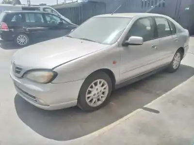 Veículo de Sucata nissan primera berlina (p11) elegance do ano 2000 alimentado qg18