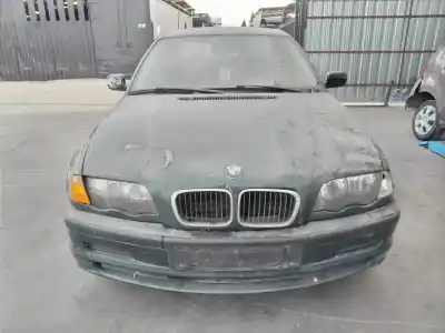 Vehicul casat BMW SERIE 3 BERLINA (E46) 320d al anului 2001 alimentat 204D1