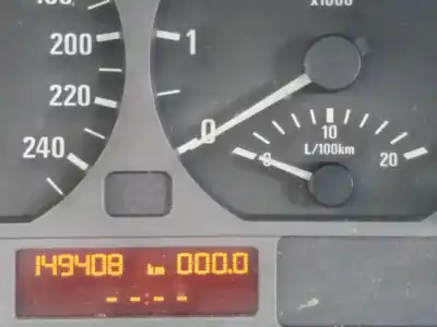 Véhicule à la ferraille bmw serie 3 berlina (e46) 320d de l'année 2001 alimenté 204d1