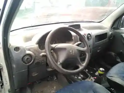 Veicolo di demolizione peugeot partner (s2) combiespace dell'anno 2006 alimentato wjy