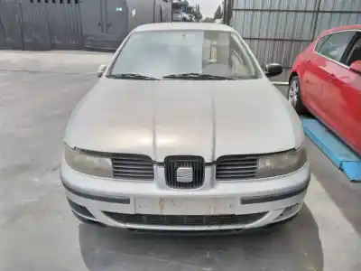 Sloopvoertuig SEAT TOLEDO (1M2) Stella van het jaar 1999 aangedreven AHF