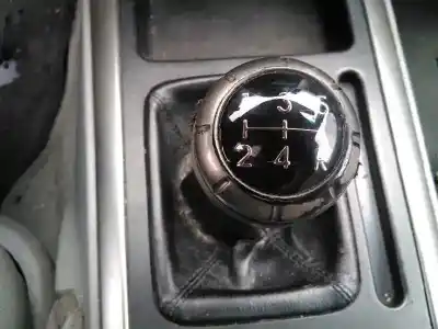 Vehicul casat kia sorento 2.5 crdi ex al anului 2006 alimentat d4cb