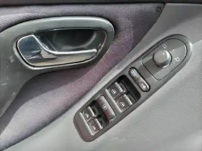 Vehicul casat seat toledo (1m2) stella al anului 2002 alimentat bcb