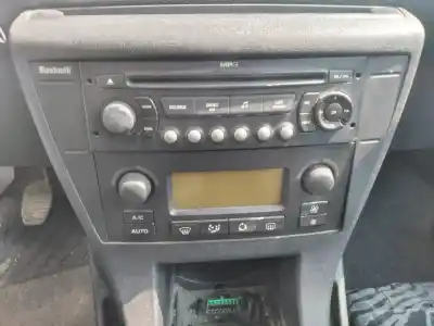 Veicolo di demolizione citroen c4 berlina collection dell'anno 2008 alimentato 9hy