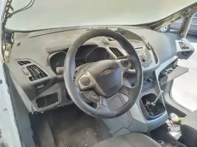 Здавання транспортного засобу ford c-max trend року 2014 потужний t3da