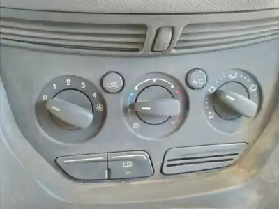 Здавання транспортного засобу ford c-max trend року 2014 потужний t3da