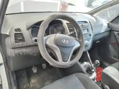 Véhicule à la ferraille hyundai ix20 gls comfort de l'année 2013 alimenté d4fc