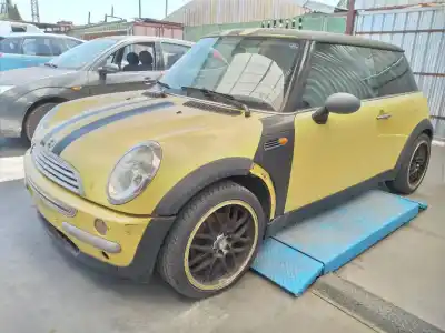 Scrapping Vehicle bmw mini (r50,r53) one of the year 2003 powered w10b16a
