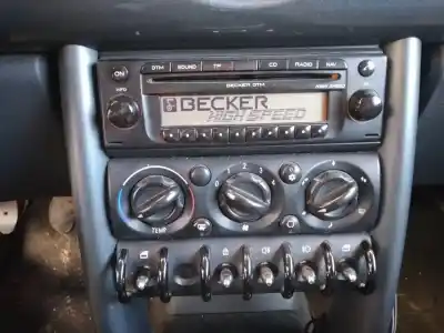 Scrapping Vehicle bmw mini (r50,r53) one of the year 2003 powered w10b16a