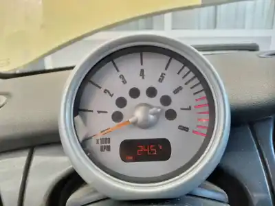 Scrapping Vehicle bmw mini (r50,r53) one of the year 2003 powered w10b16a