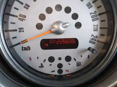 Scrapping Vehicle bmw mini (r50,r53) one of the year 2003 powered w10b16a