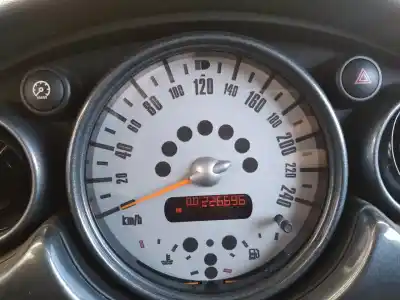 Scrapping Vehicle bmw mini (r50,r53) one of the year 2003 powered w10b16a