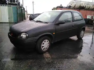 Veicolo di demolizione opel corsa b top (e) dell'anno 1997 alimentato x14sz