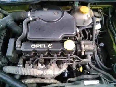 Veicolo di demolizione opel corsa b top (e) dell'anno 1997 alimentato x14sz
