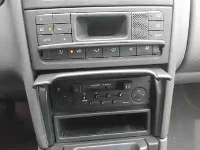Здавання транспортного засобу renault laguna (b56) 1.9 dci diesel cat року 2000 потужний f9qb7