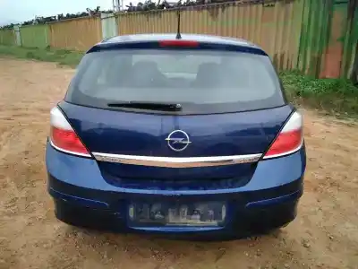 Veículo de Sucata opel astra h berlina cosmo do ano 2004 alimentado z17dth