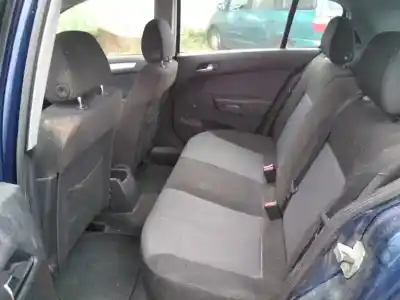 Veículo de Sucata opel astra h berlina cosmo do ano 2004 alimentado z17dth