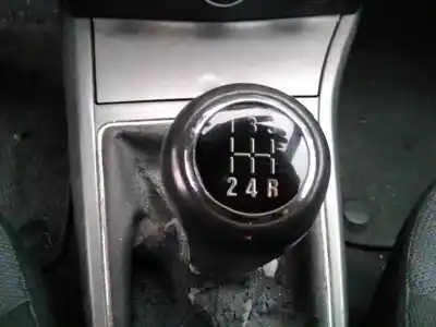 Veículo de Sucata opel astra h berlina cosmo do ano 2004 alimentado z17dth