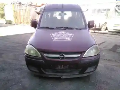Veículo de Sucata OPEL COMBO Familiar do ano 2004 alimentado Y17DTL