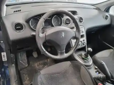 Veículo de Sucata peugeot 308 sport do ano 2008 alimentado 9hz