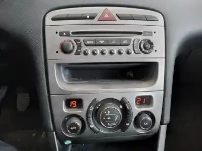 Veículo de Sucata peugeot 308 sport do ano 2008 alimentado 9hz
