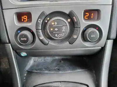 Veículo de Sucata peugeot 308 sport do ano 2008 alimentado 9hz