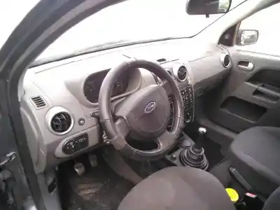 Scrapping Vehicle FORD FUSION (CBK) Steel of the year 2002 powered F6JA