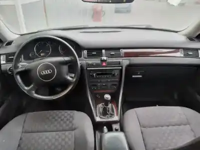 Sloopvoertuig audi a6 berlina (4b2) 2.5 tdi van het jaar 2003 aangedreven bfc