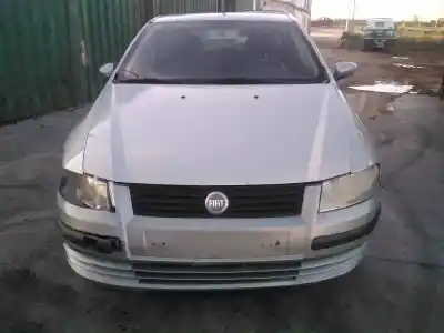Véhicule à la ferraille FIAT STILO (192) 1.9 JTD / 1.9 JTD 115 Active de l'année 2004 alimenté 192A1000