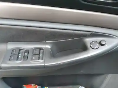 Veículo de Sucata audi a4 berlina (b5) 1.9 tdi do ano 2000 alimentado ajm