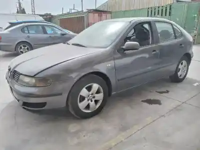 Здавання транспортного засобу seat leon (1m1) stella року 2001 потужний aqm