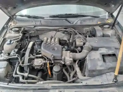 Здавання транспортного засобу seat leon (1m1) stella року 2001 потужний aqm