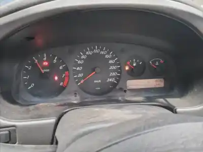 Veículo de Sucata nissan primera berlina (p11) elegance do ano 2000 alimentado qg18