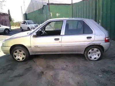 Veículo de Sucata citroen saxo 1.5 d furio do ano 2000 alimentado vjz