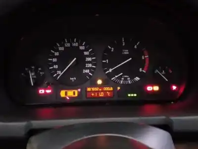 Veículo de Sucata bmw x5 (e53) 3.0d do ano 2000 alimentado 306d1