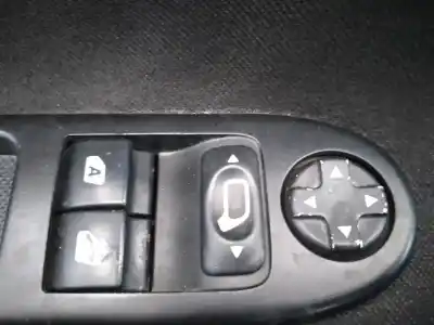 Vehicul casat peugeot 207 urban al anului 2008 alimentat kfv