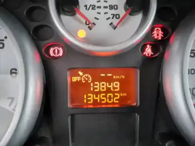 Vehicul casat peugeot 207 urban al anului 2008 alimentat kfv