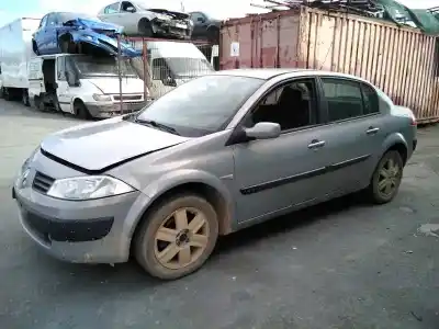 Veículo de Sucata renault megane ii berlina 5p confort authentique do ano 2005 alimentado k4j d730