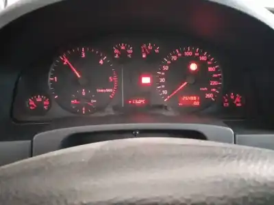 Veículo de Sucata audi a6 avant (4b5) 1.9 tdi do ano 2015 alimentado afn