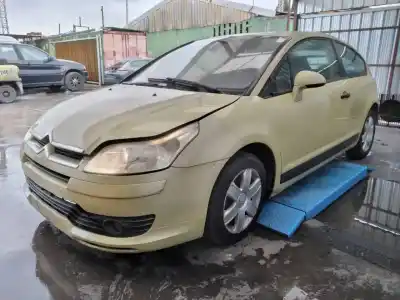 Sloopvoertuig citroen c4 coupe vtr van het jaar 2005 aangedreven 9hy
