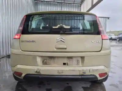 Sloopvoertuig citroen c4 coupe vtr van het jaar 2005 aangedreven 9hy