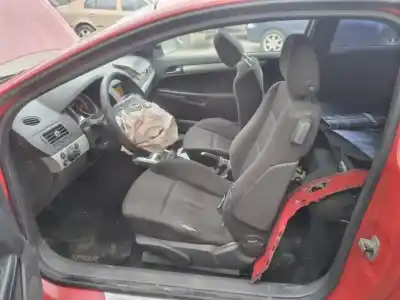 Здавання транспортного засобу opel astra gtc enjoy року 2005 потужний z16xep