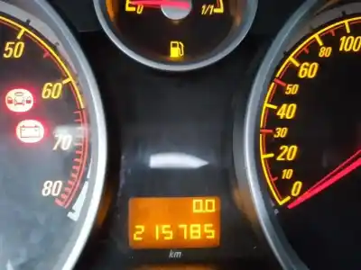 Здавання транспортного засобу opel astra gtc enjoy року 2005 потужний z16xep