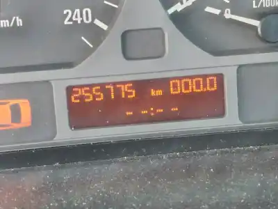 Scrapping Vehicle bmw serie 3 compact (e46) 320td of the year 2002 powered 204d4