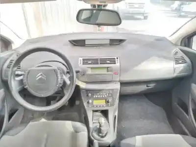 Veicolo di demolizione citroen c4 berlina cool dell'anno 2010 alimentato 9hz